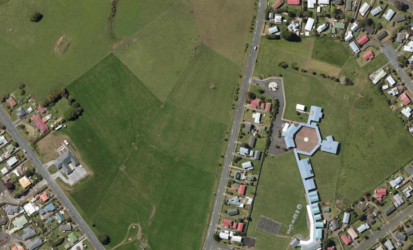 4 Parera Crescent, Tikipunga, Whangarei - Carousel 1