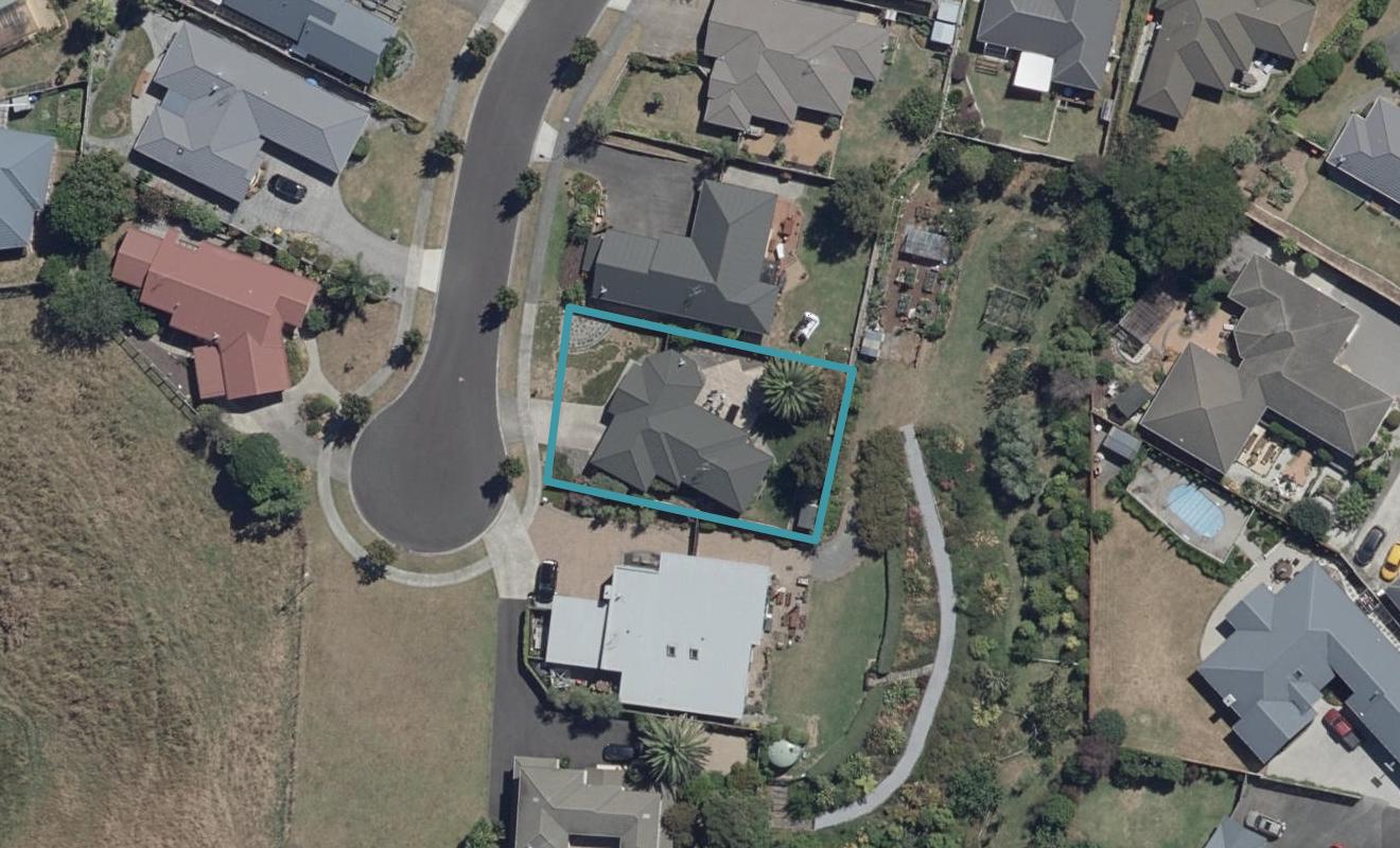 7 Harrogate Place, Grandview Heights, Hamilton - Carousel 1
