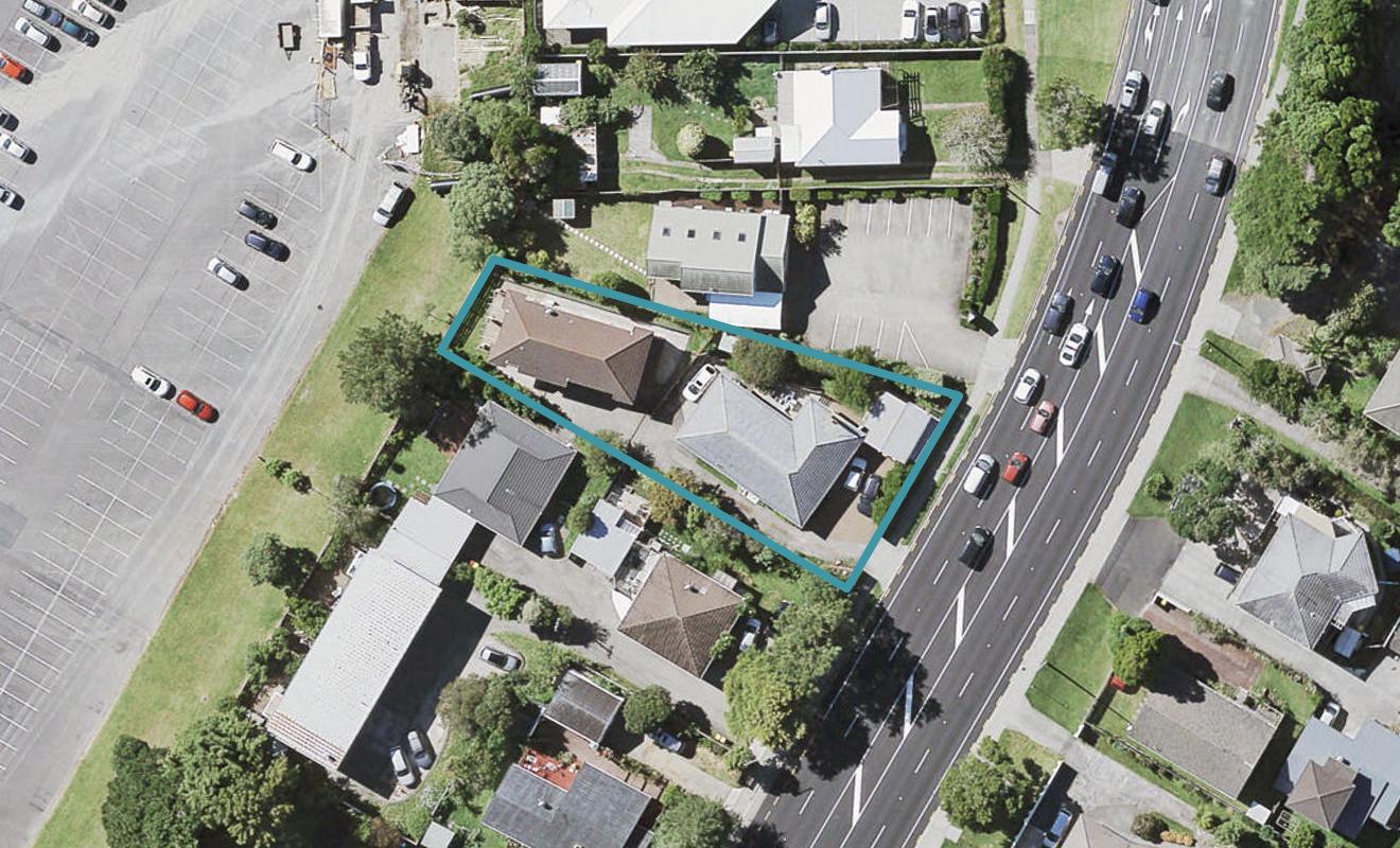 1/510 East Coast Road, Windsor Park, Auckland - Carousel 1
