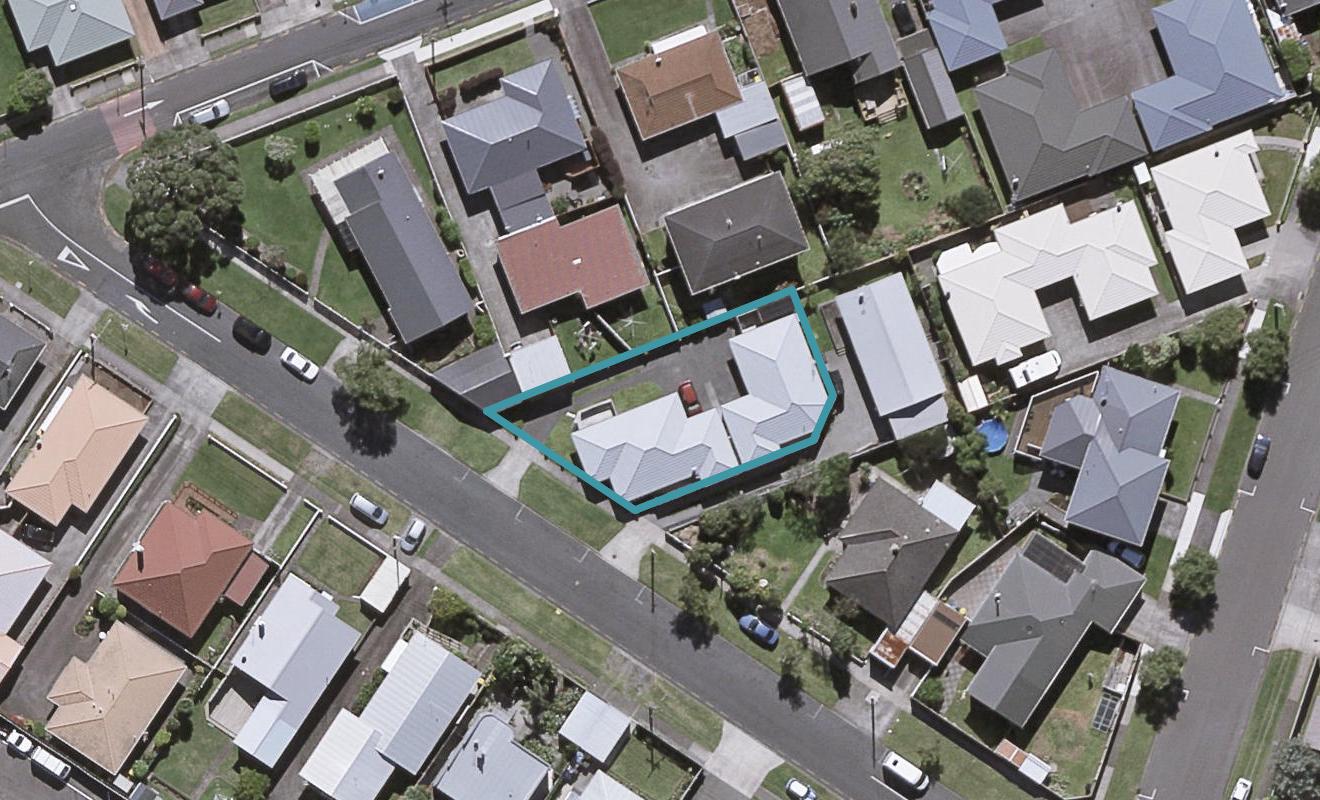 1/3 Vogel Street, Fitzroy, New Plymouth - Carousel 1