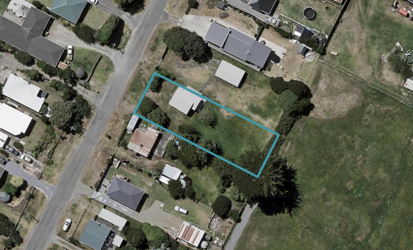 12 Gawler Street, Te Horo Beach - Carousel 1