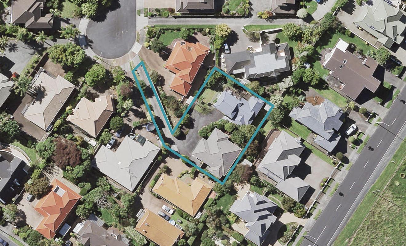 1/57 Wiltshire Place, Somerville, Manukau - Carousel 1