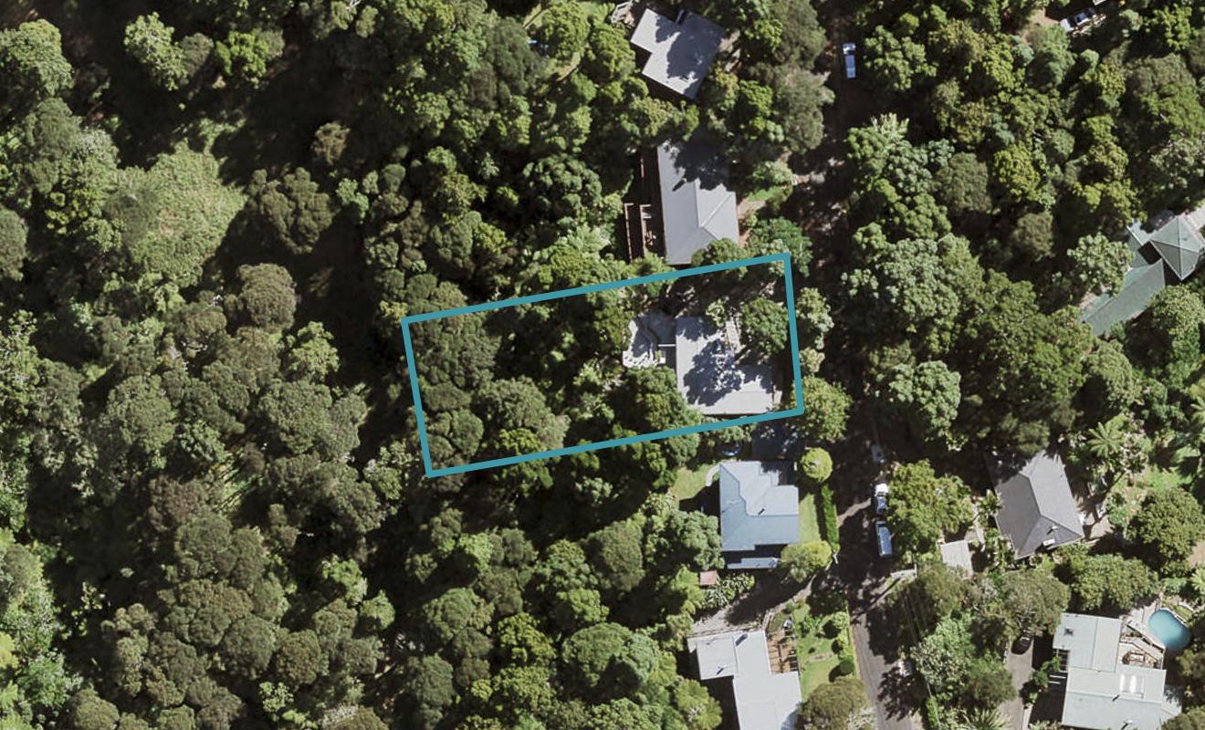 12 Tawini Road, Titirangi, Auckland - Carousel 1