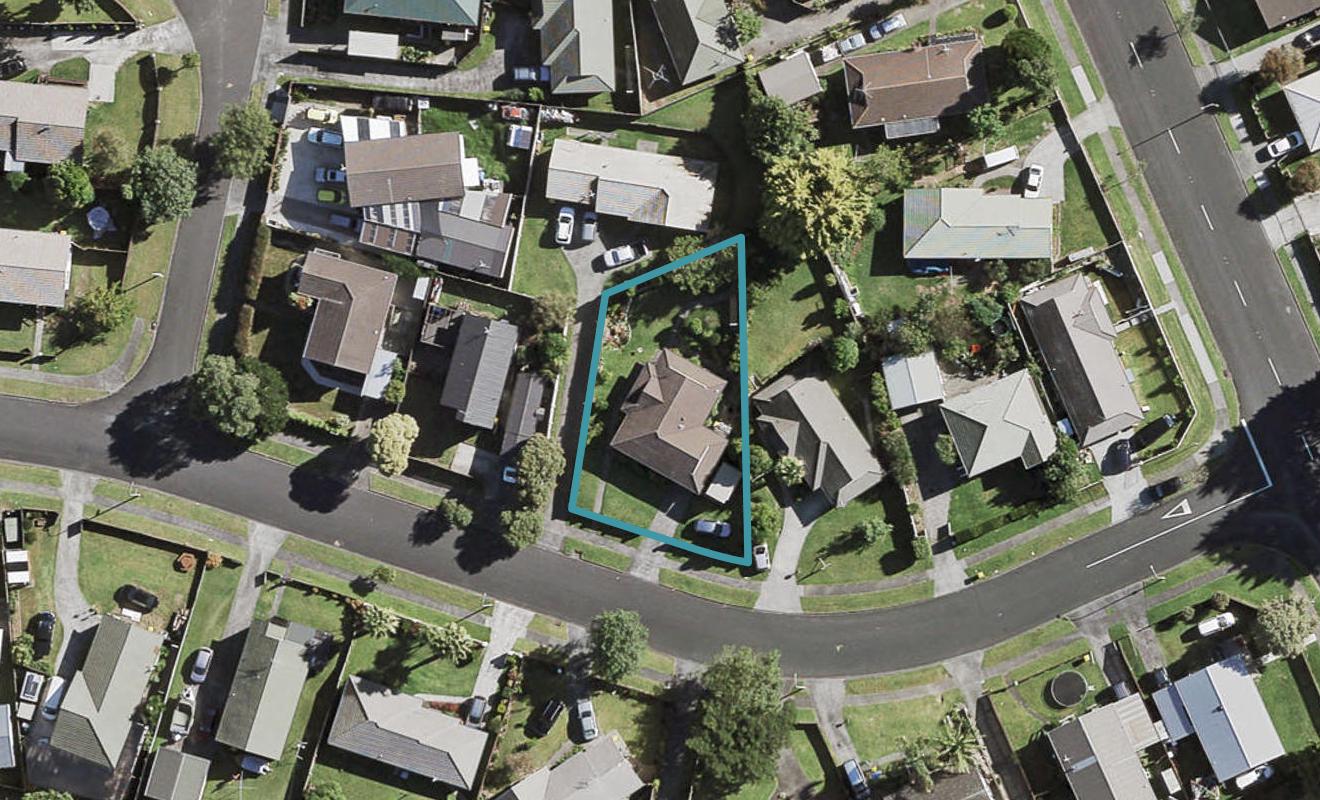 5 Bernina Place, Weymouth, Auckland - Carousel 1