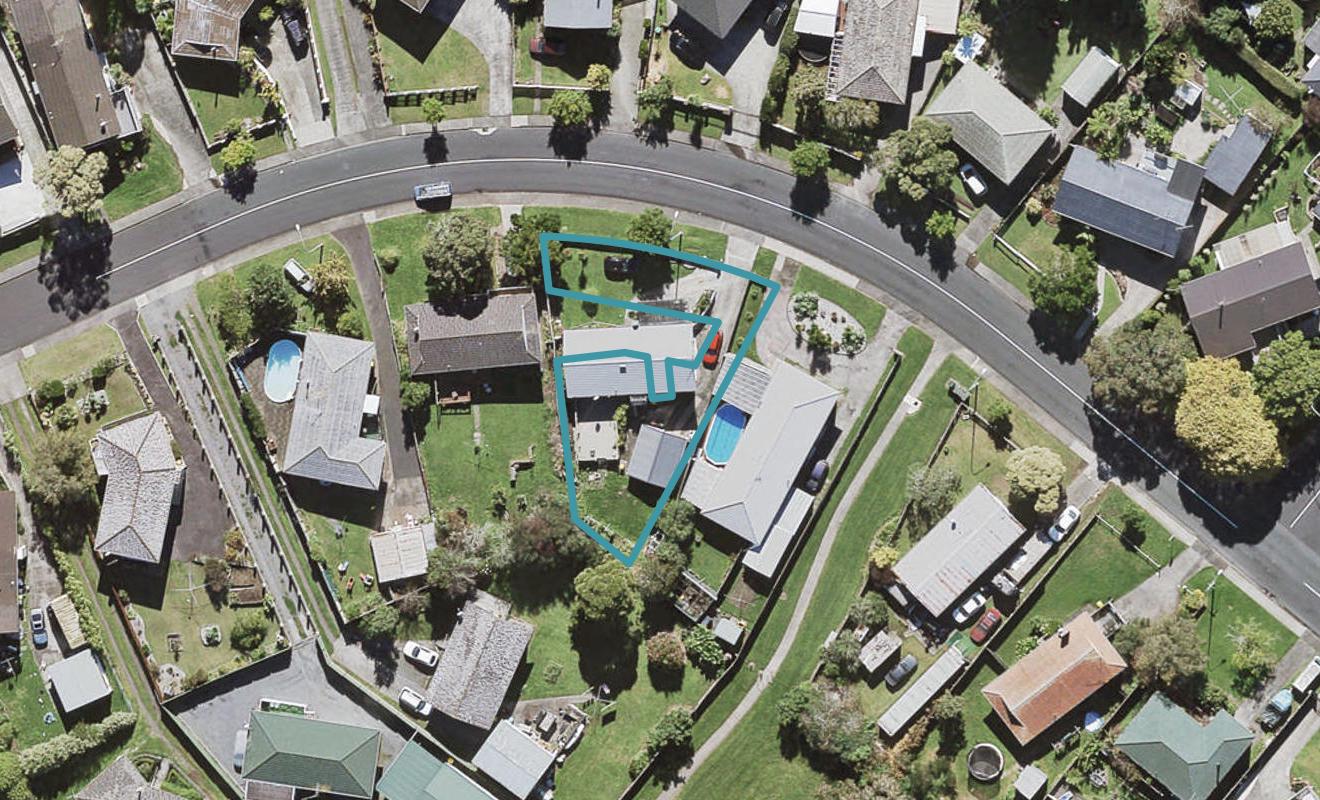 37 Felgrove Street, Glendene, Auckland - Carousel 1