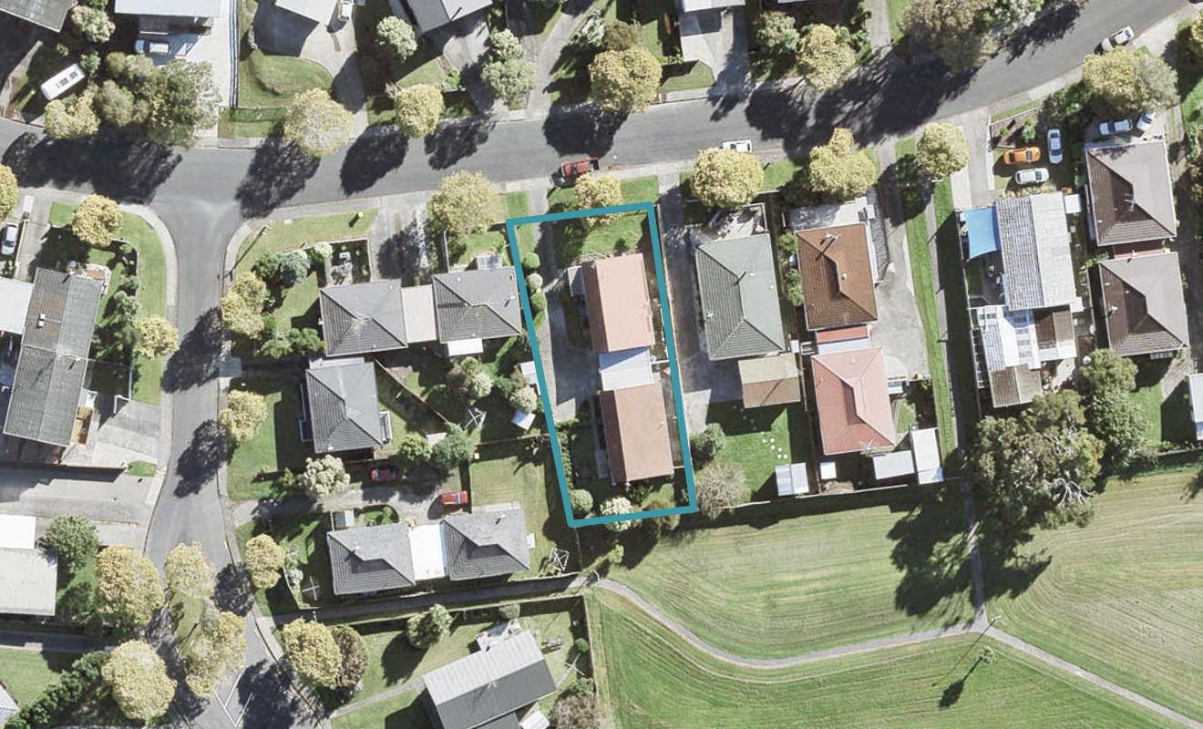 2/25 Thorburn Avenue, Red Beach, Whangaparāoa - Carousel 1
