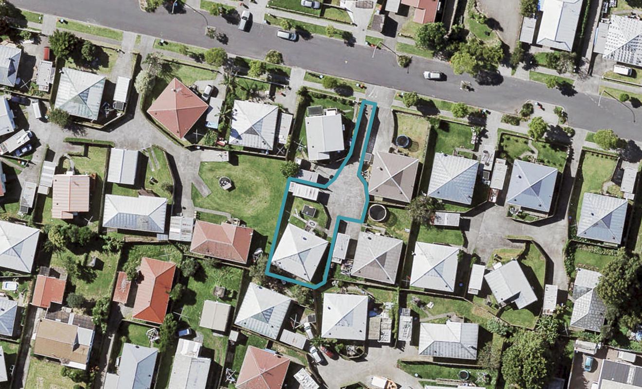 87B Maybury Street, Point England, Auckland - Carousel 1