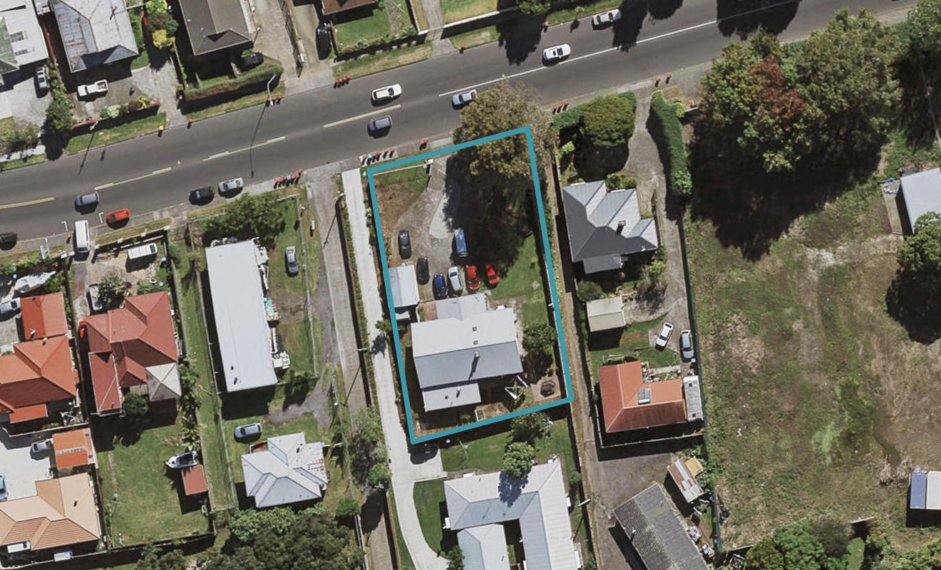 60 Mangere Road, Otahuhu, Auckland - Carousel 1