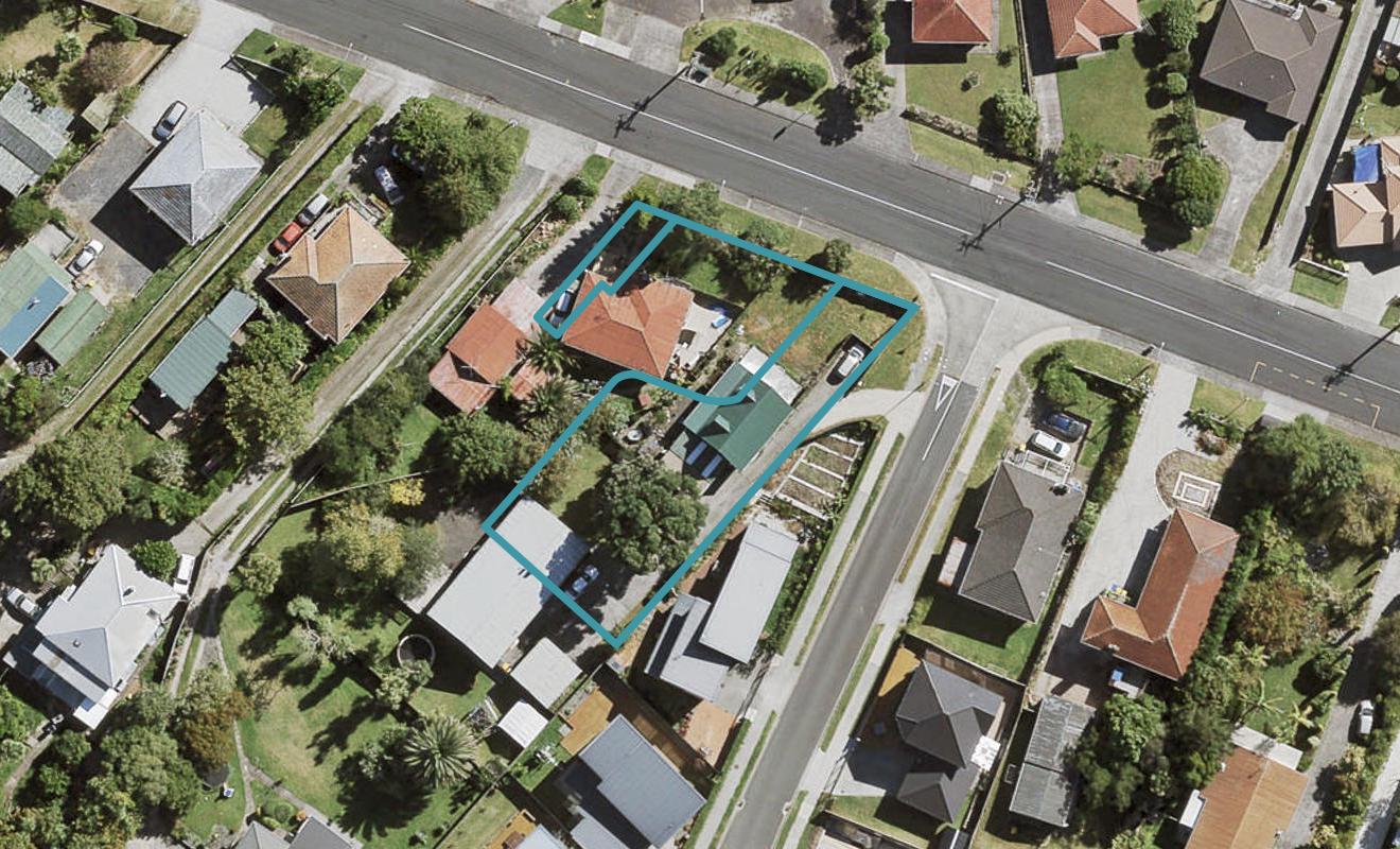 4/21 Awaroa Road, Sunnyvale, Auckland - Carousel 1