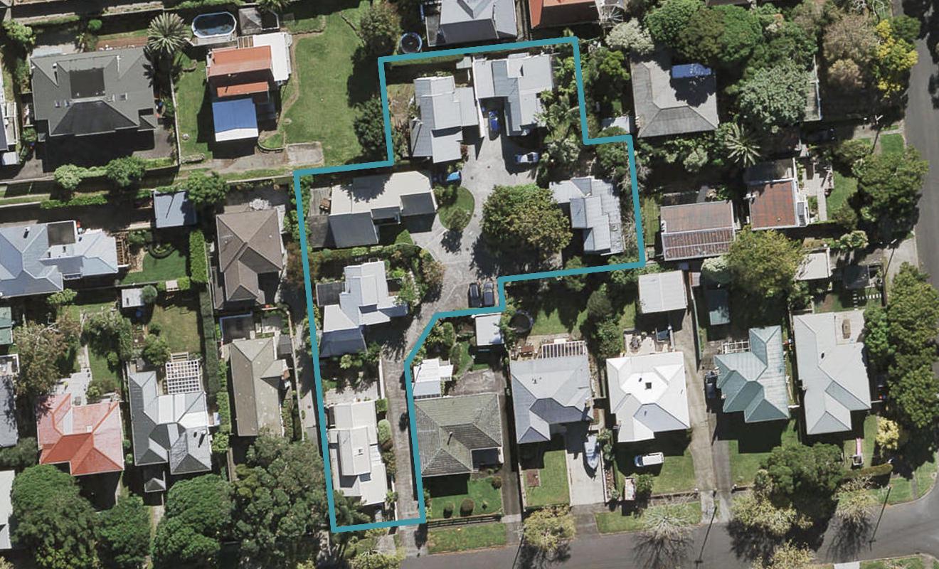 3/10 Taiere Terrace, Onehunga, Auckland - Carousel 1
