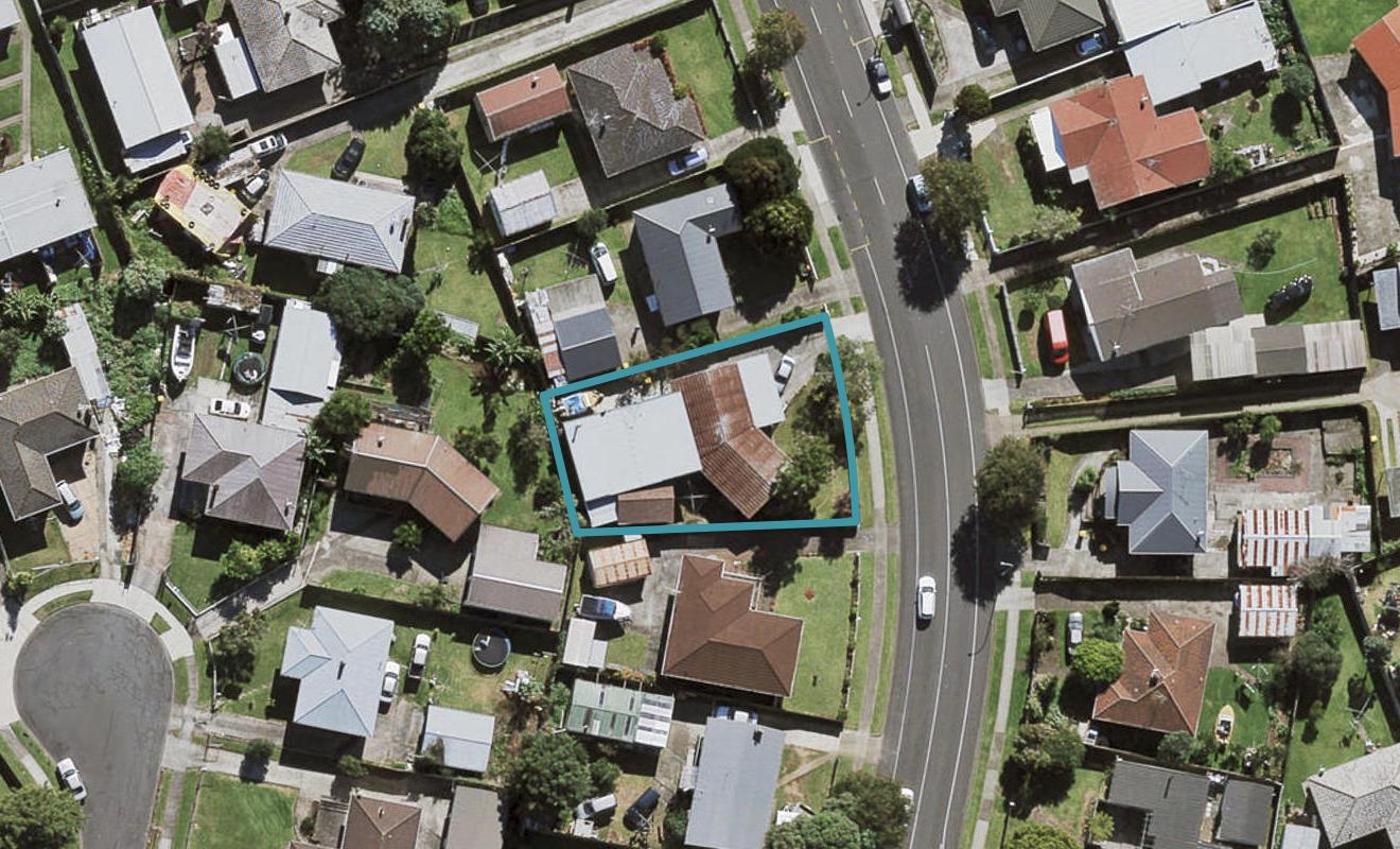 13 Harania Avenue, Favona, Auckland - Carousel 1
