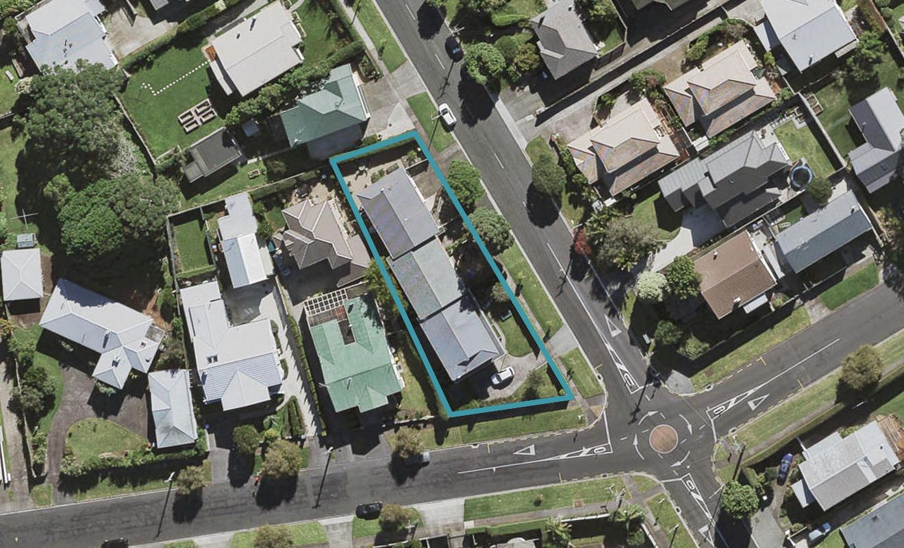3/58 Mariri Road, Onehunga, Auckland - Carousel 1
