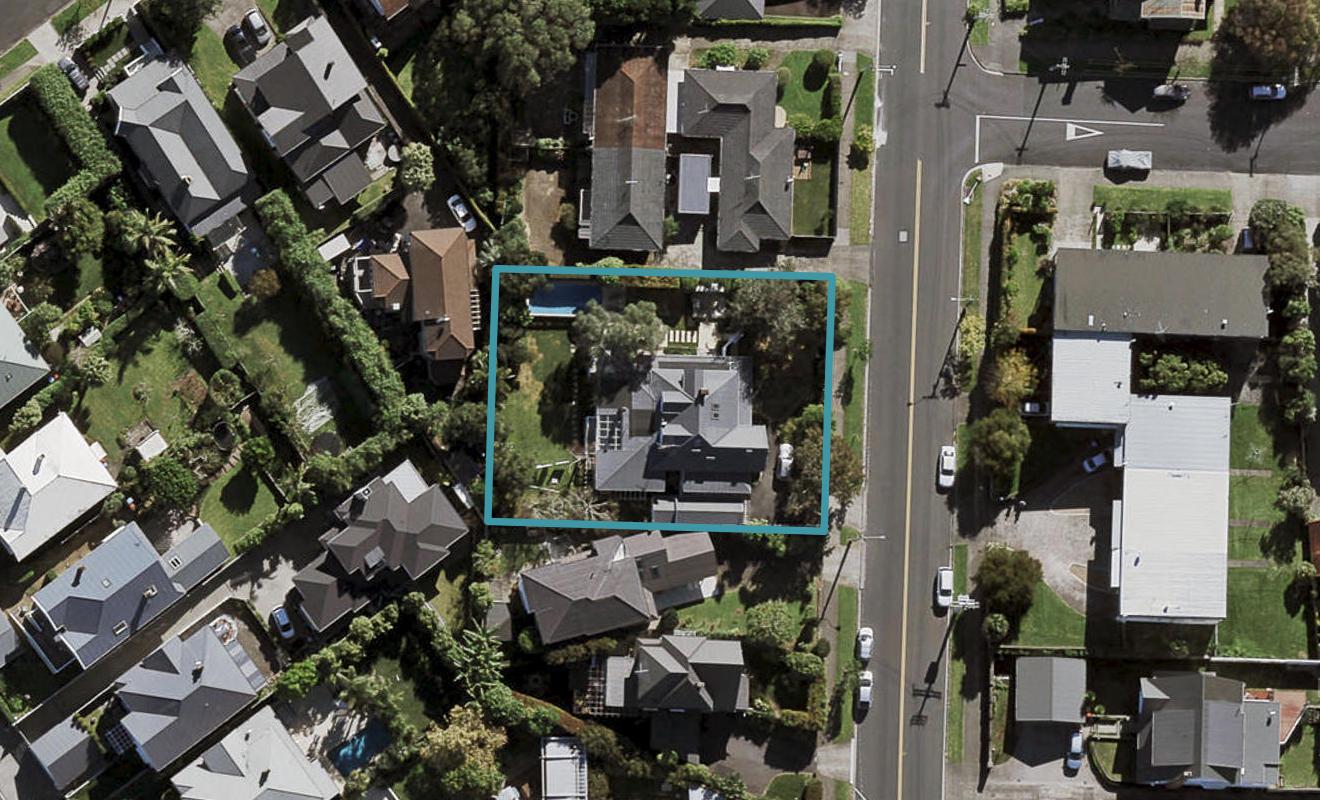 19 Ladies Mile, Remuera, Auckland - Carousel 1