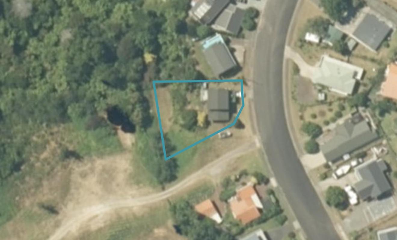 313 The Drive, Whangamata - Carousel 1