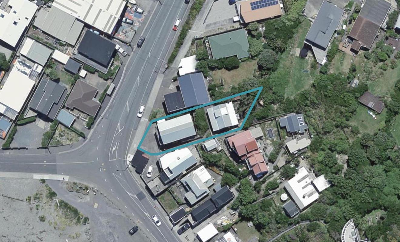 2A Happy Valley Road, Owhiro Bay, Wellington - Carousel 1