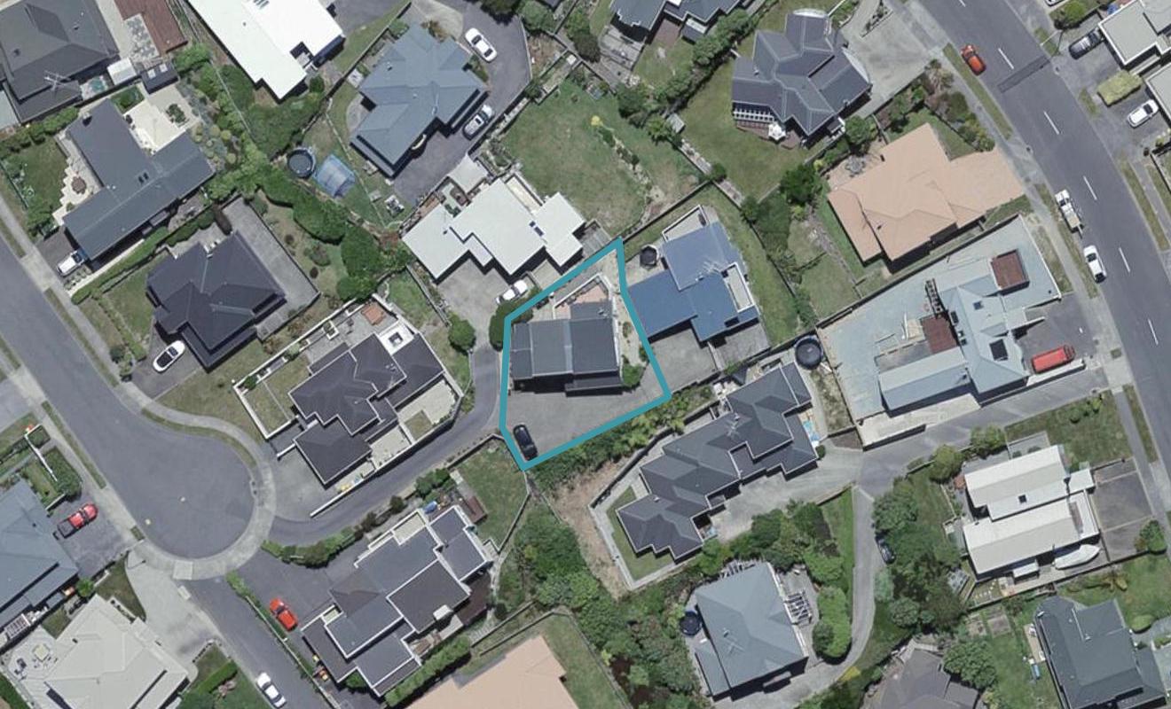 17 Sandybrow, Churton Park, Wellington - Carousel 1