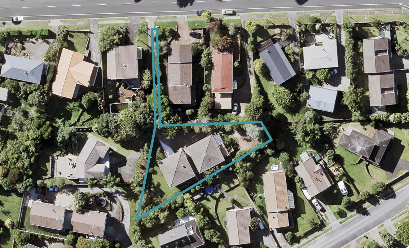 2/104 John Downs Drive, Browns Bay, Auckland - Carousel 1