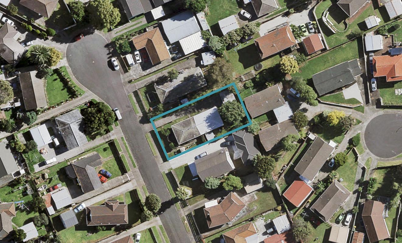 2/15 Hoturoa Place, Manurewa, Auckland - Carousel 1