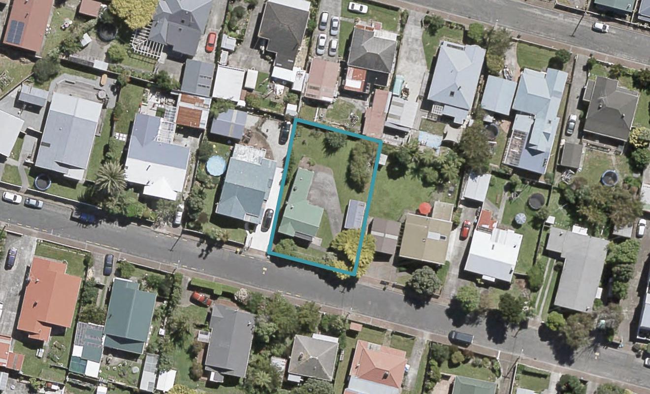 9 Valentine Street, Alicetown, Lower Hutt - Carousel 1