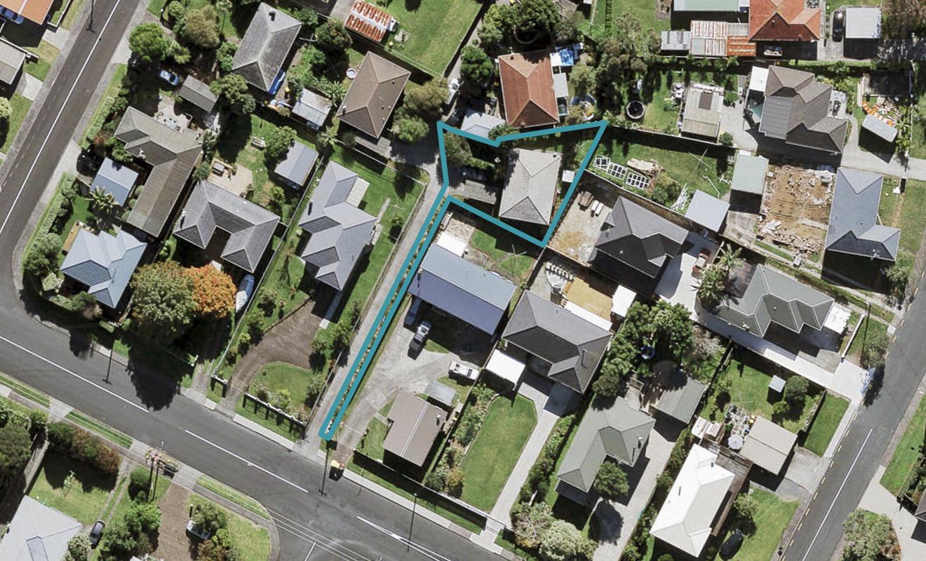 59 Taikata Road, Te Atatu Peninsula, Auckland - Carousel 1