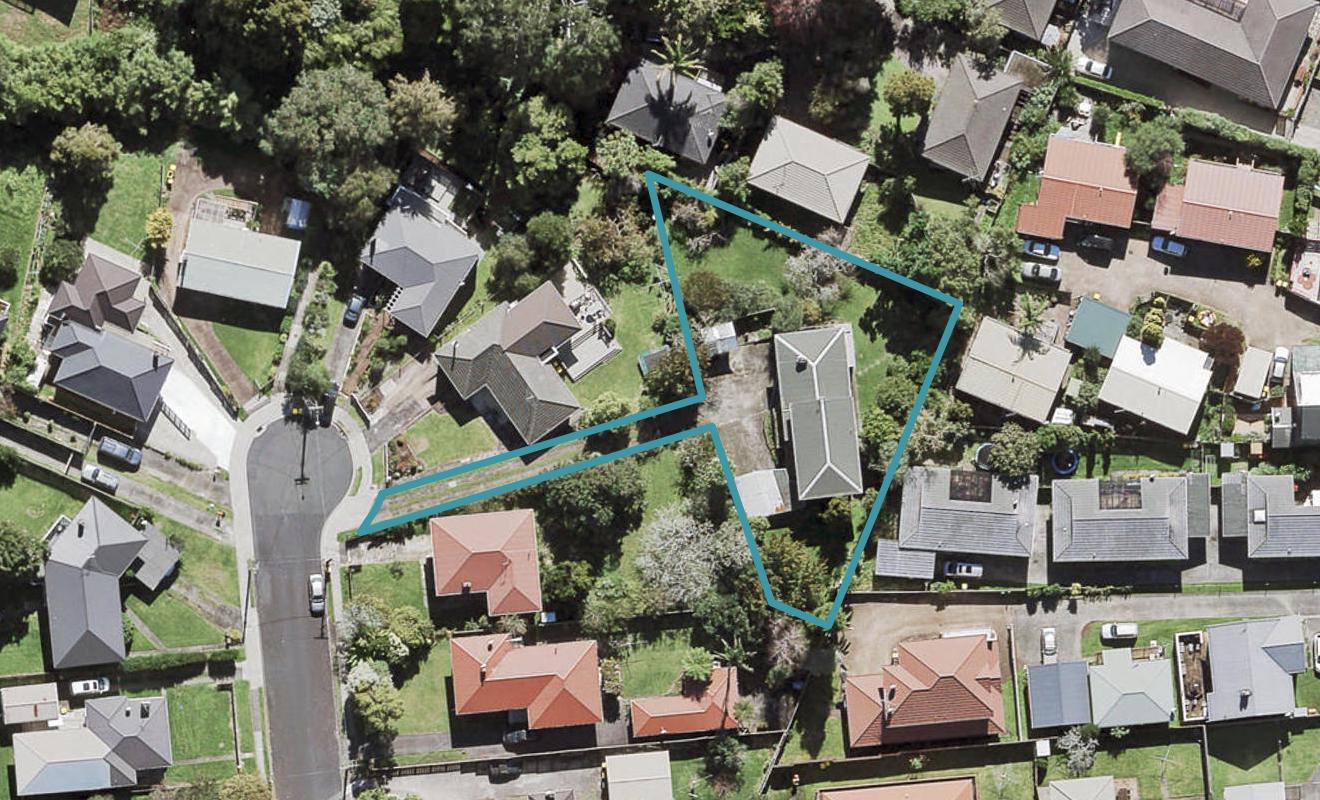 7 Waters Place, New Lynn, Auckland - Carousel 1