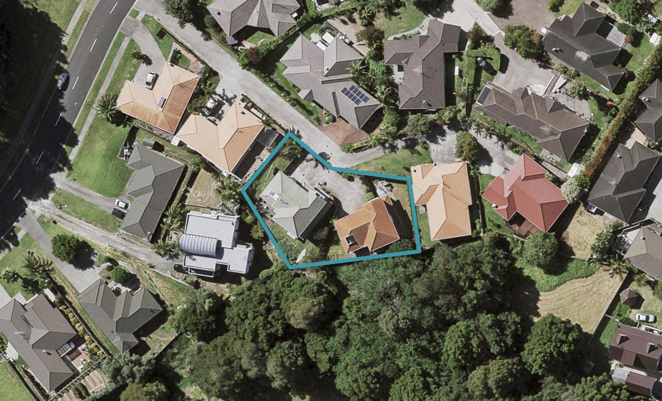 1/42 De Havilland Drive, Goodwood Heights, Auckland - Carousel 1