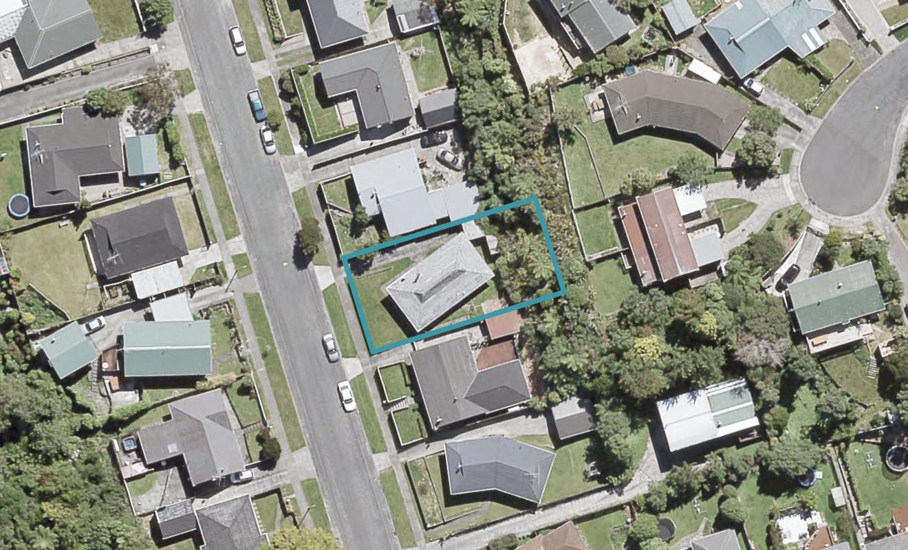 34 Waipounamu Drive, Kelson, Lower Hutt - Carousel 1