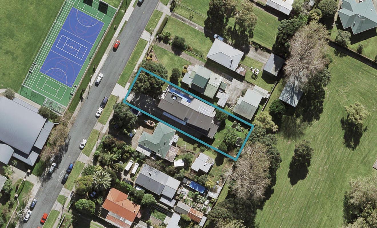 34 House Avenue, Mangere Bridge, Auckland - Carousel 1