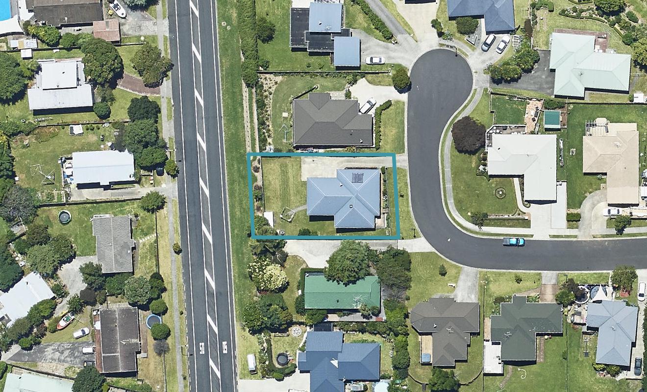 21 Vanderbilt Place, Welcome Bay, Tauranga - Carousel 1