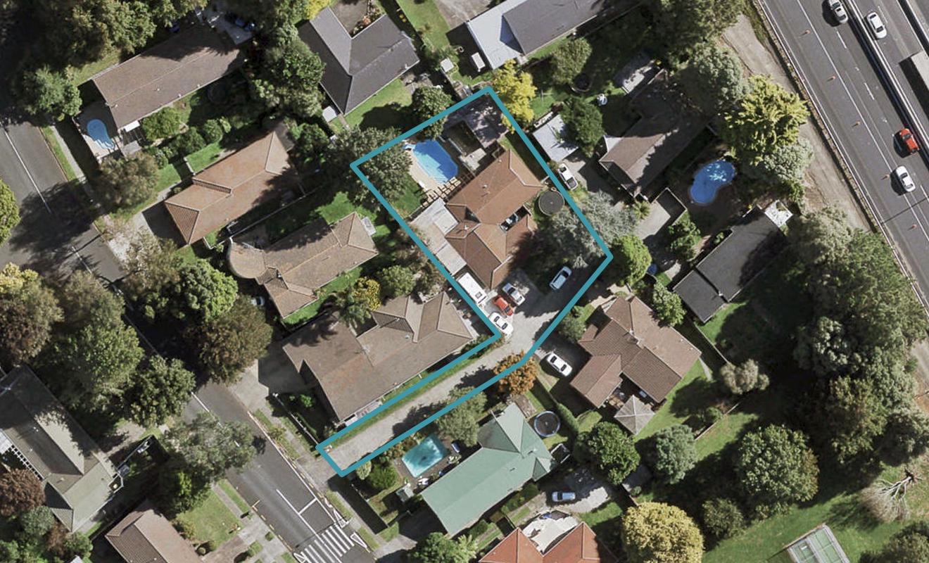 211 Walter Strevens Drive, Conifer Grove, Takanini - Carousel 1