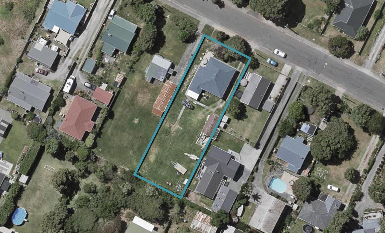 15 Toi Street, Otaki Beach, Otaki - Carousel 1