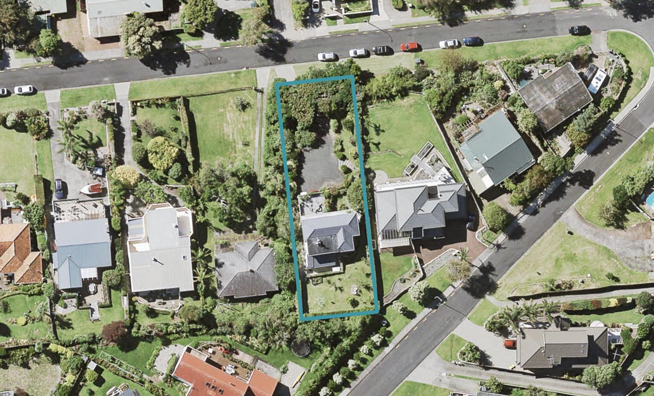 34 Evelyn Road, Cockle Bay, Auckland - Carousel 1