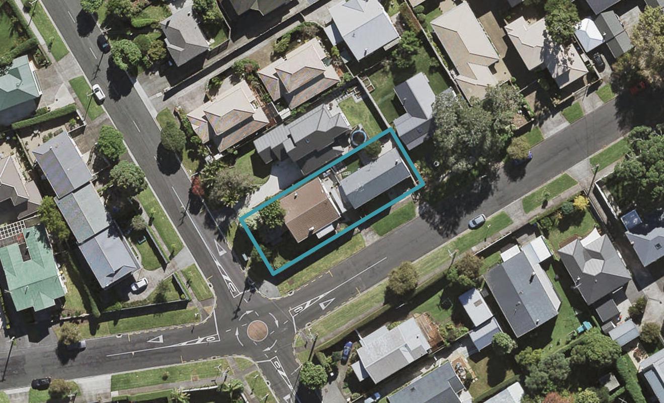 53 Mariri Road, One Tree Hill, Auckland - Carousel 1