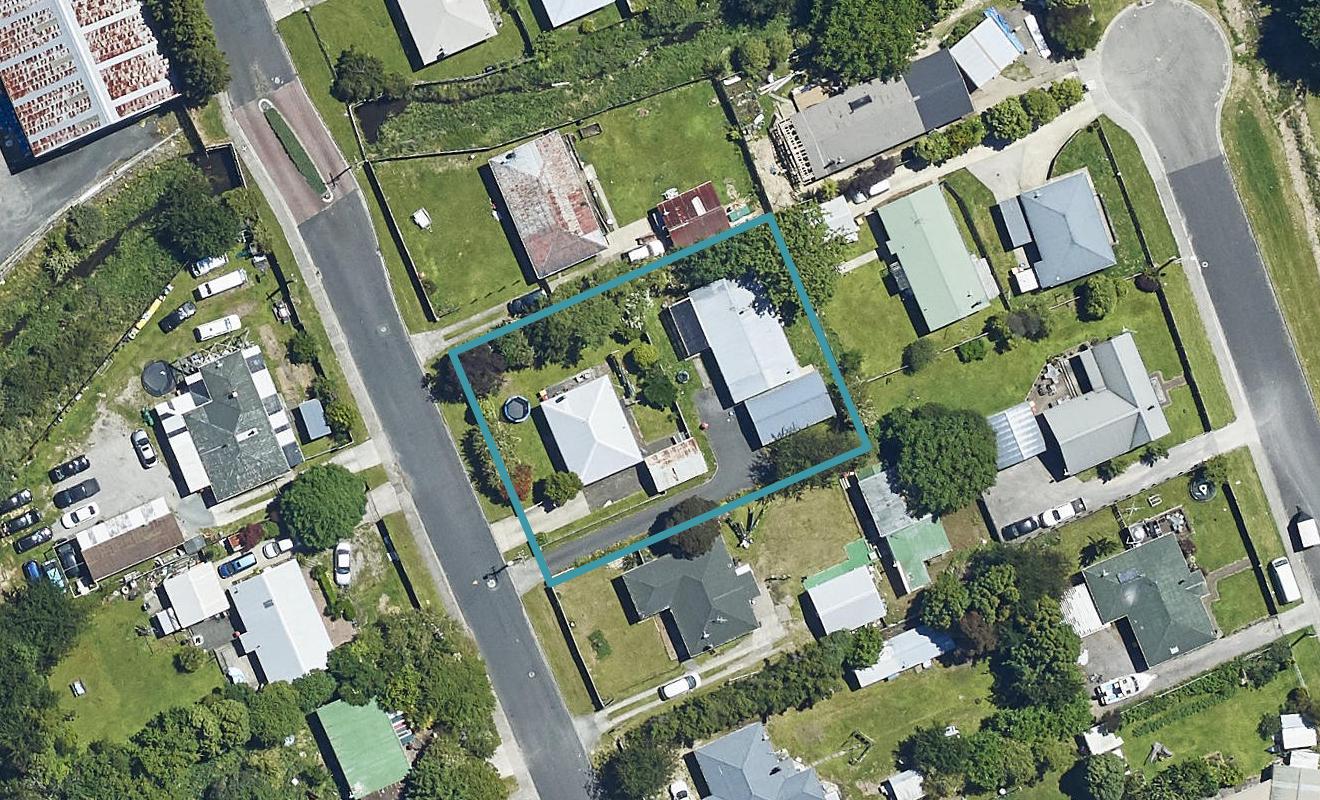 7 Walker Road, Fairy Springs, Rotorua - Carousel 1