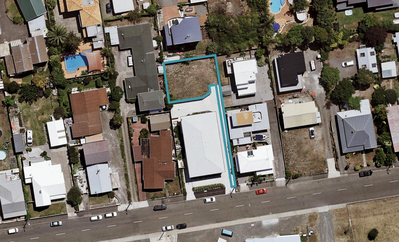 9A Meeanee Quay, Westshore, Napier - Carousel 1