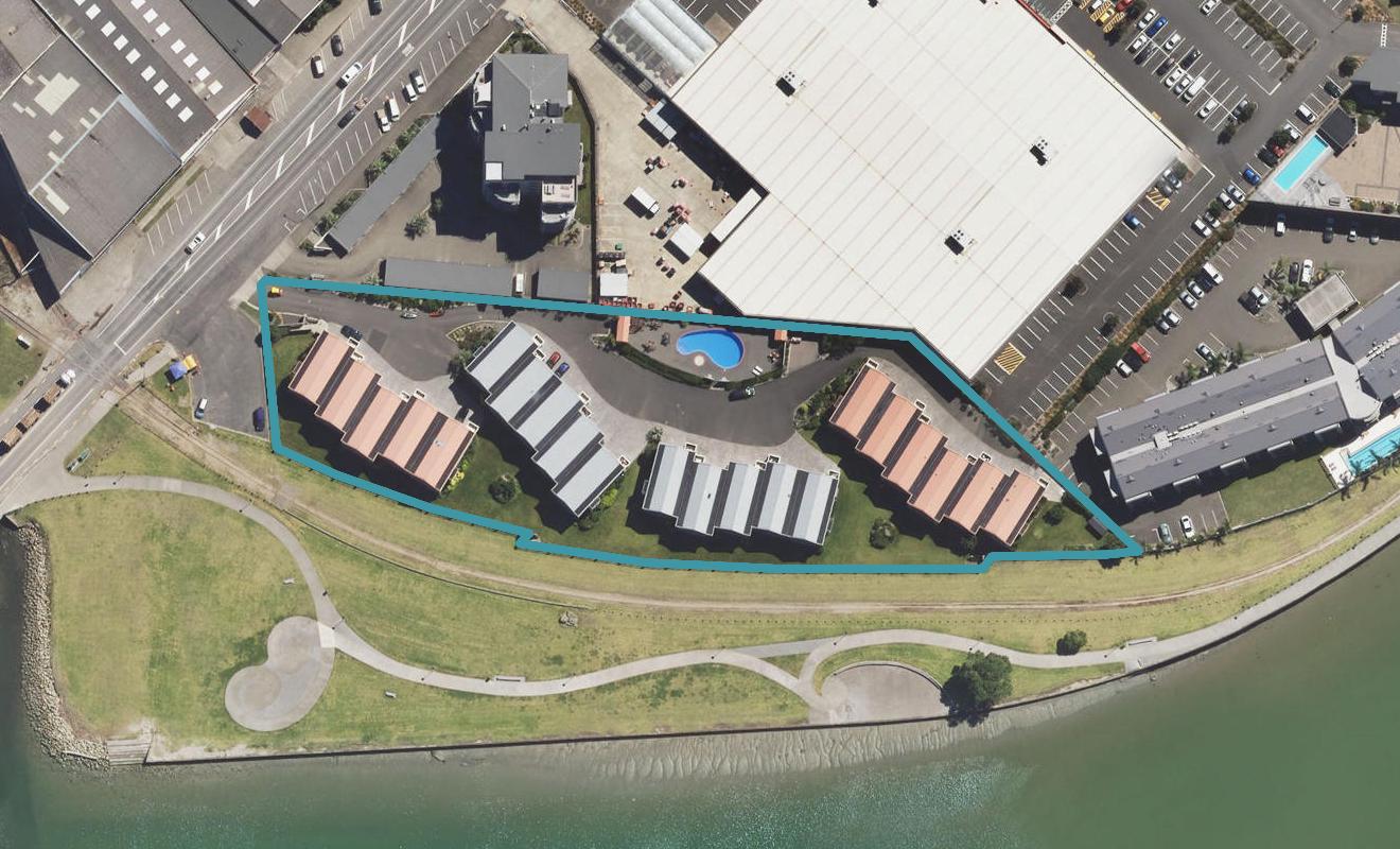 5/100 Customhouse Street, Gisborne, Gisborne - Carousel 1