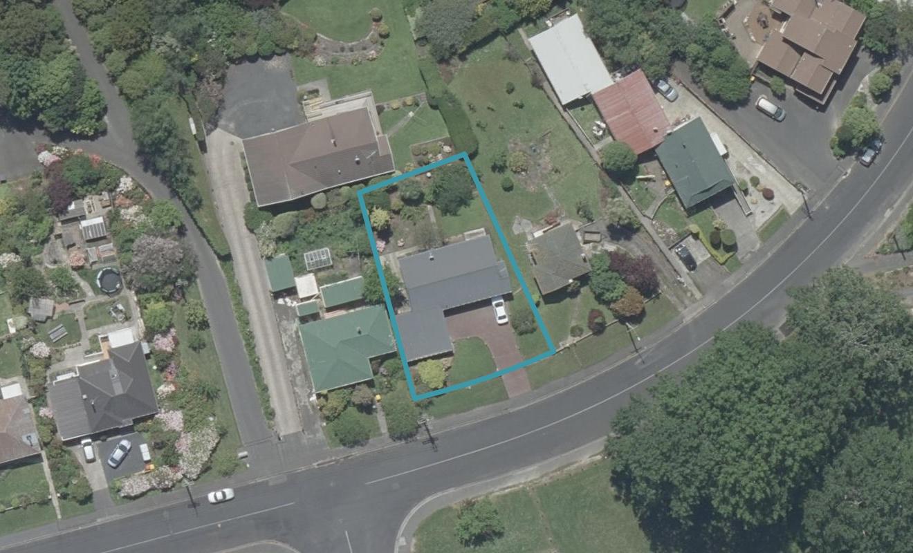 53 Martin Road, Fairfield, Dunedin - Carousel 1