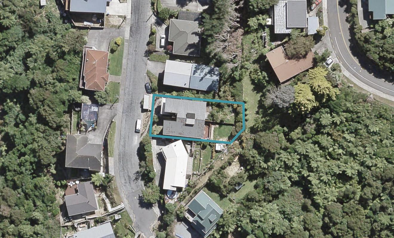 2/17 Castle CRES, Stokes Valley, Lower Hutt - Carousel 1