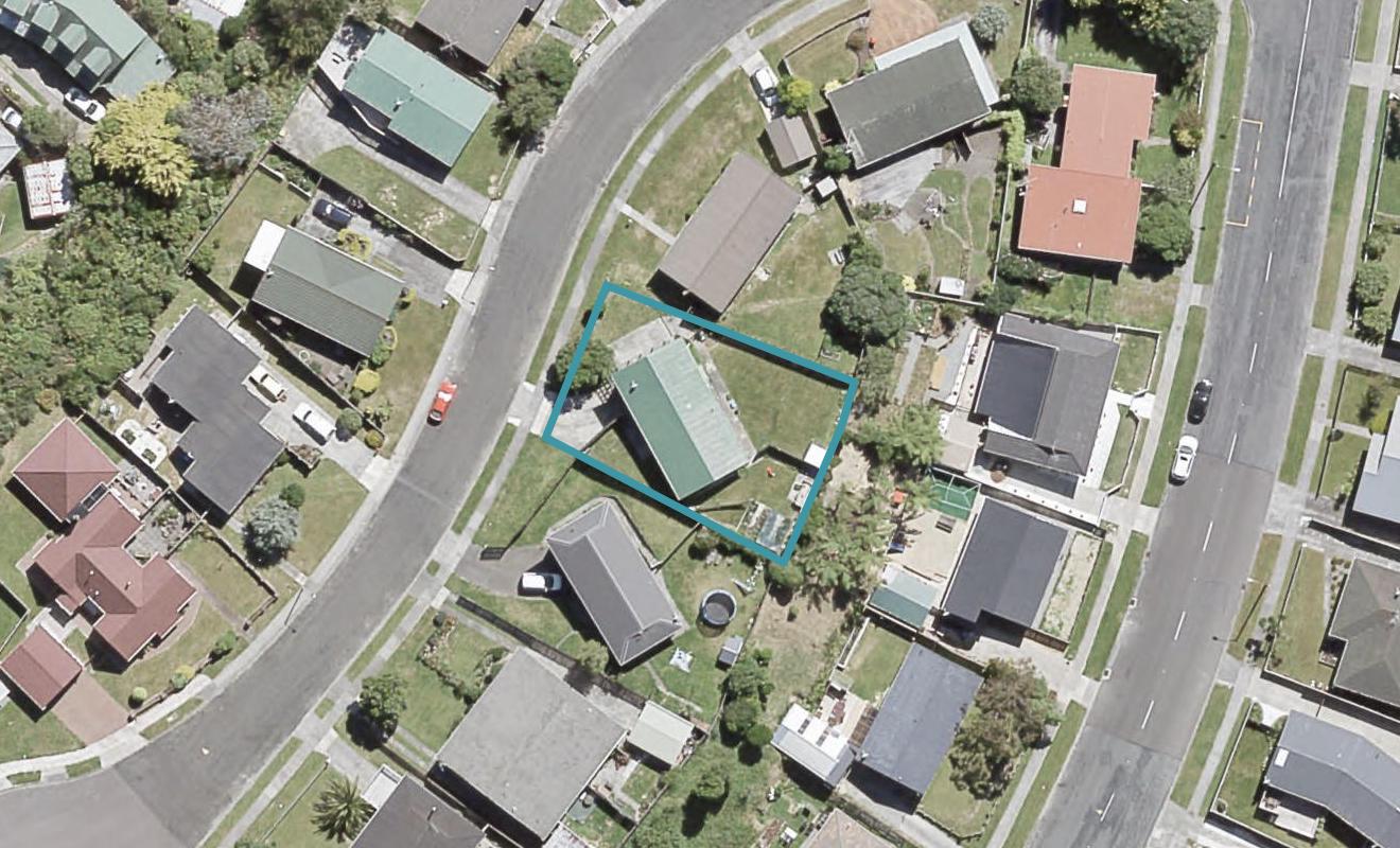 4 Ilam Grove, Kelson, Lower Hutt - Carousel 1
