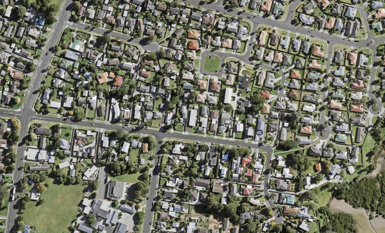2/36 Blanes Road, Weymouth, Auckland - Carousel 1