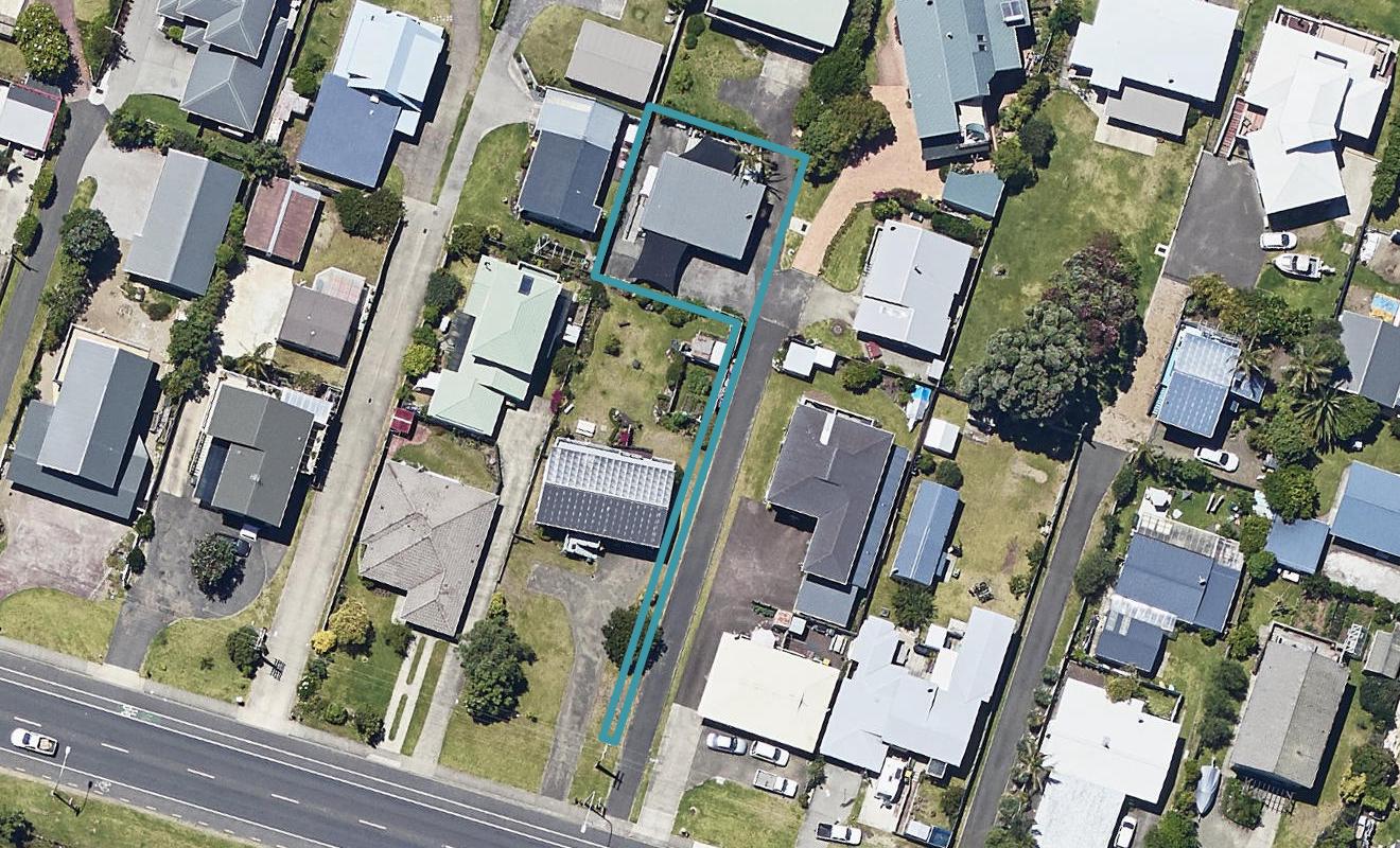281B Pohutukawa Avenue, Ohope, Ōhope - Carousel 1