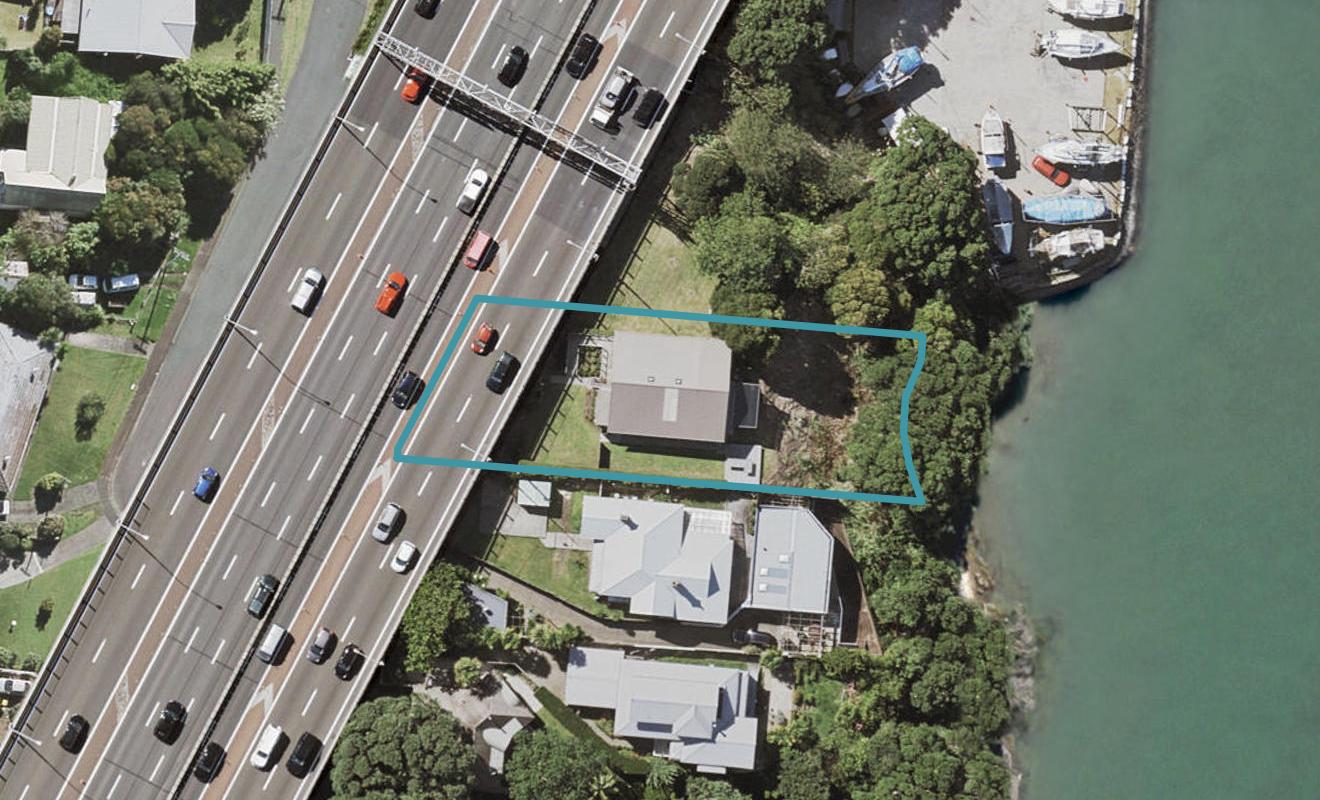 9 Princes Street, Northcote Point, Auckland - Carousel 1