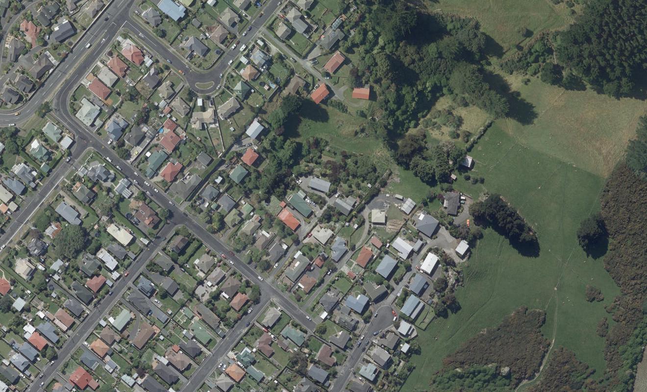 39 Duckworth Street, Andersons Bay, Dunedin - Carousel 1