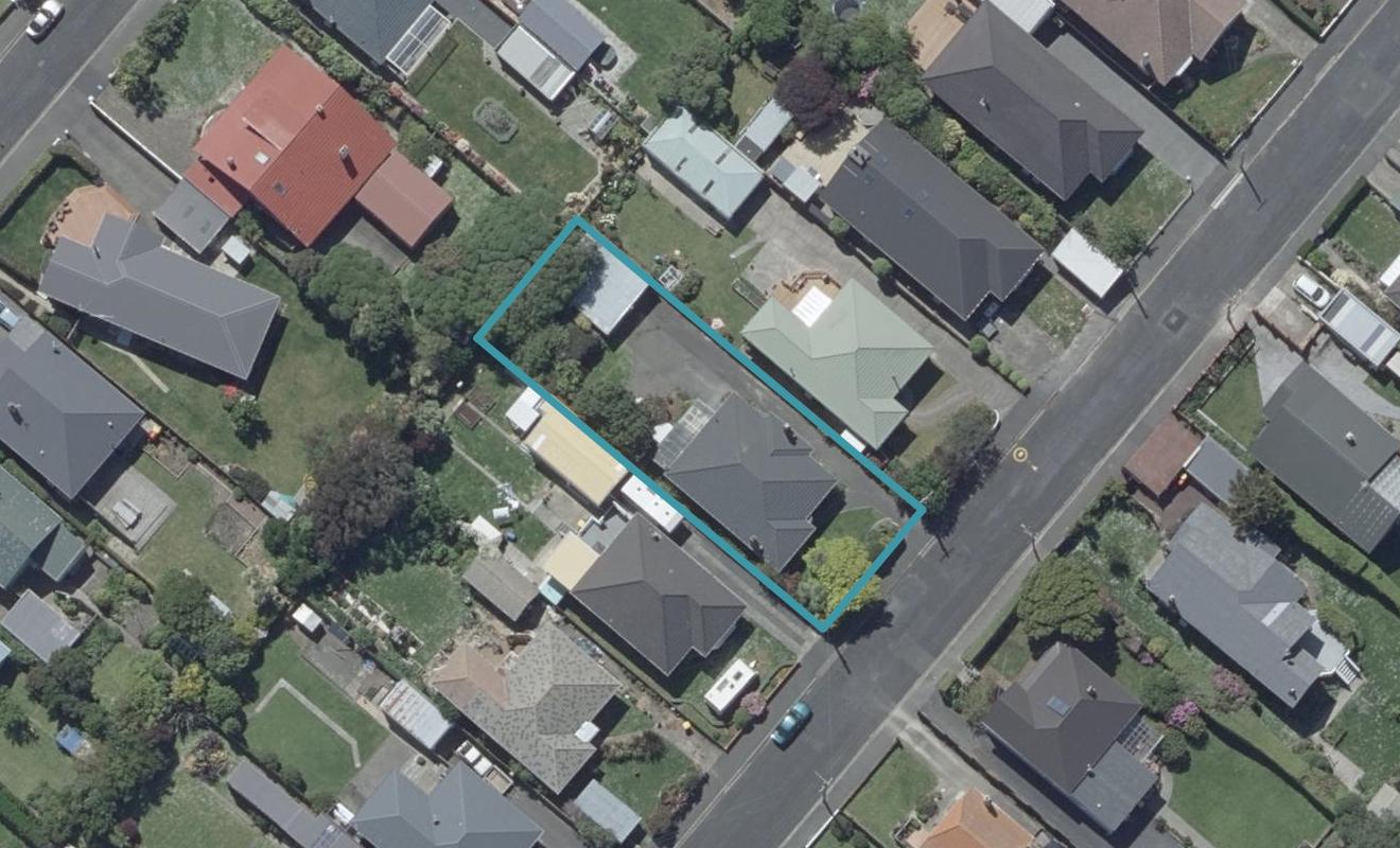 35 Stirling Street, Andersons Bay, Dunedin - Carousel 1