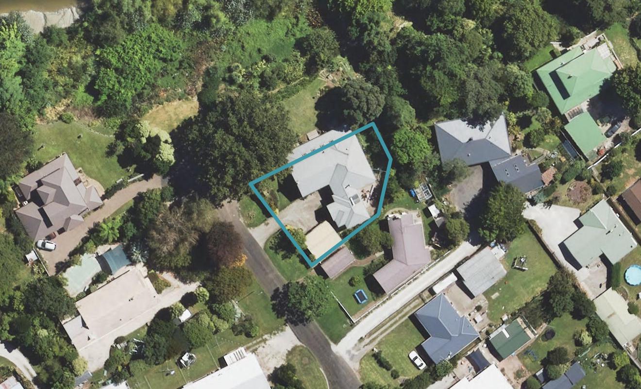 2 Owen Road, Inner Kaiti, Gisborne - Carousel 1