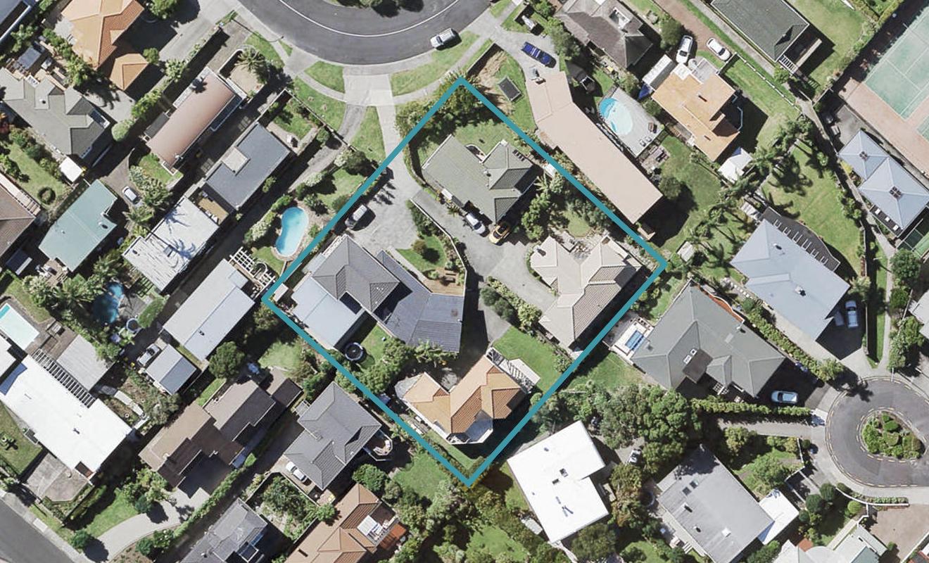 4/49 Castor Bay Road, Castor Bay, Auckland - Carousel 1