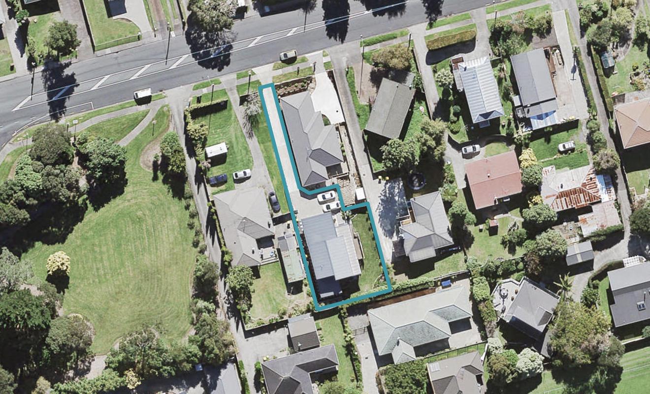48A Godley Road, Green Bay , Auckland  - Carousel 1