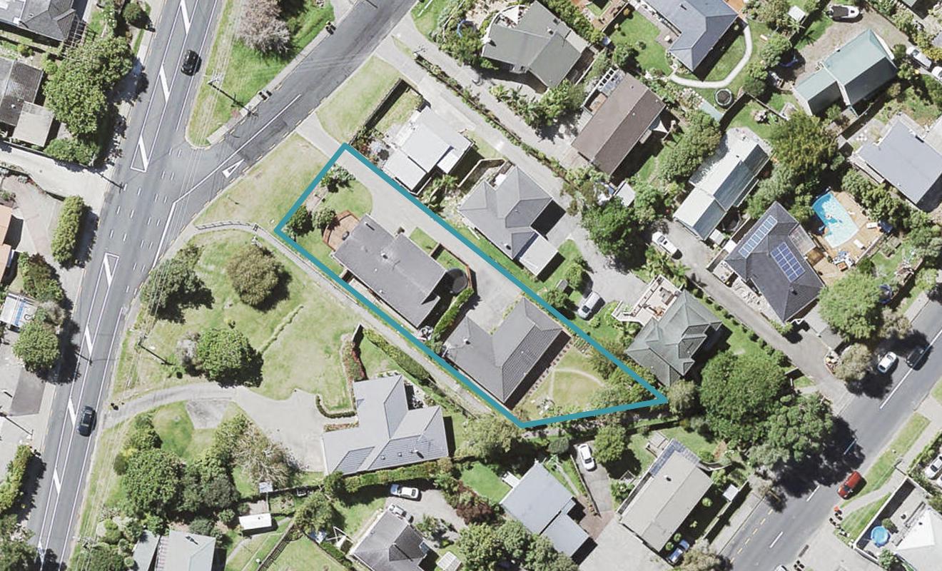 2/32 Philson Terrace, Browns Bay, Auckland - Carousel 1