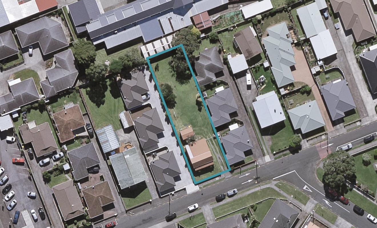 15/15A Clemow Road, Fitzroy, New Plymouth - Carousel 1