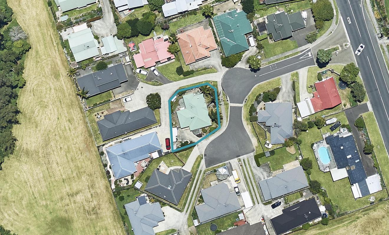 16 Smylie Close, Ohauiti, Tauranga - Carousel 1